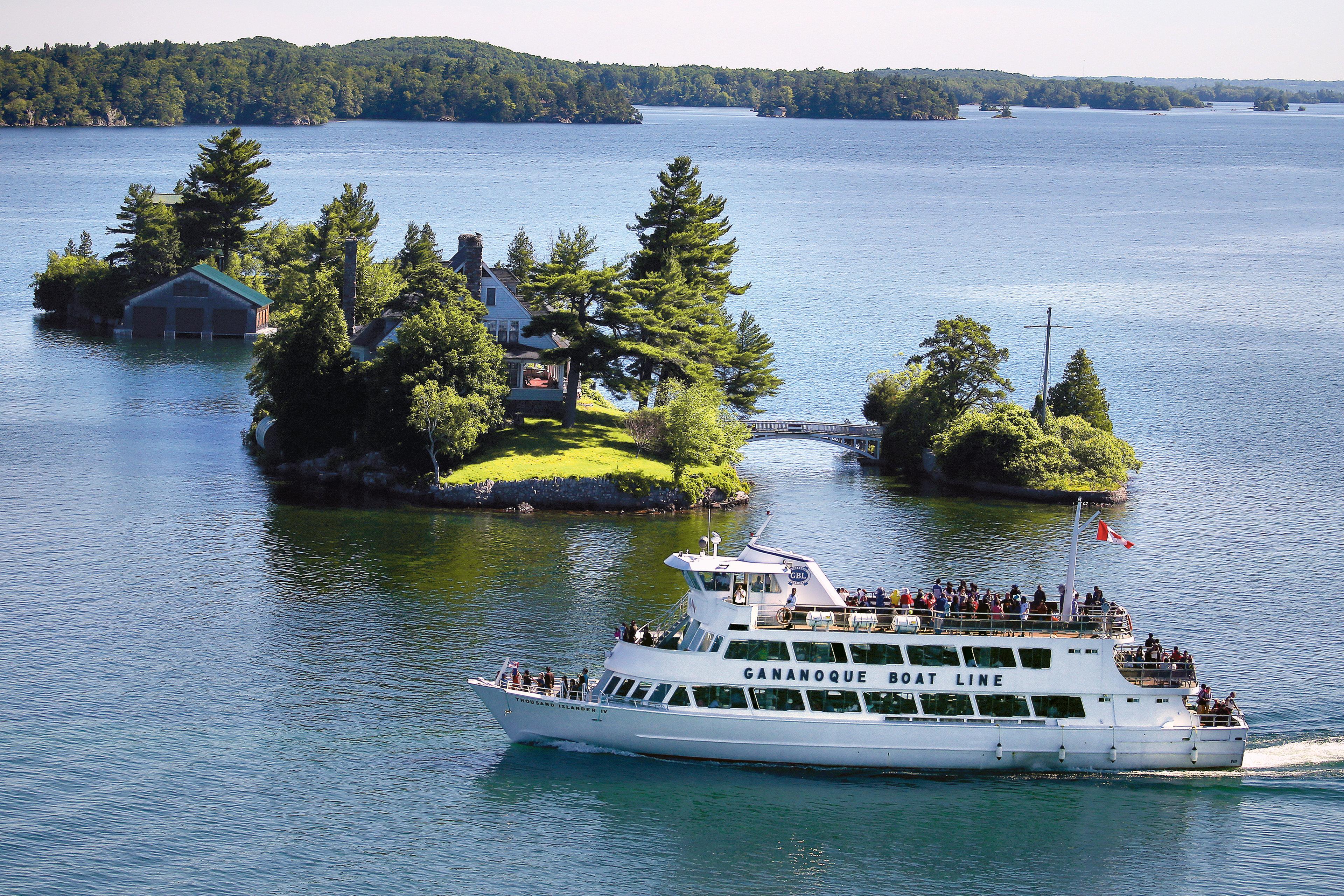 Holiday Inn Express Hotel & Suites 1000 Islands - Gananoque By Ihg Екстериор снимка